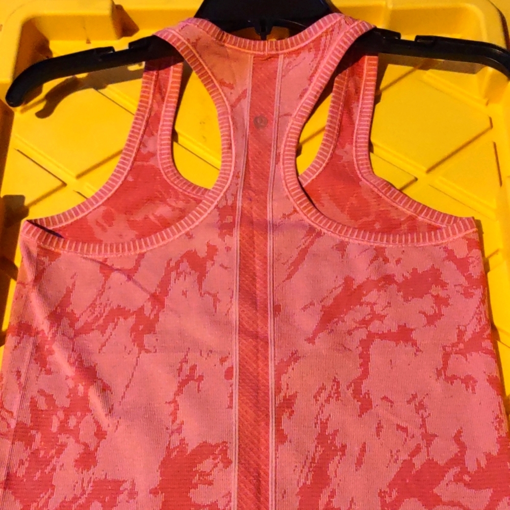 Lululemon Swiftly Tech Racerback - Picture 8 of 10